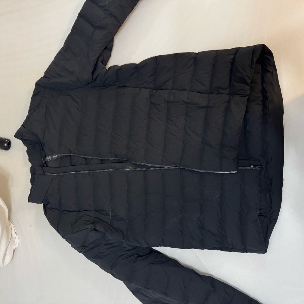 Men’s Large Lululemon puffer jacket